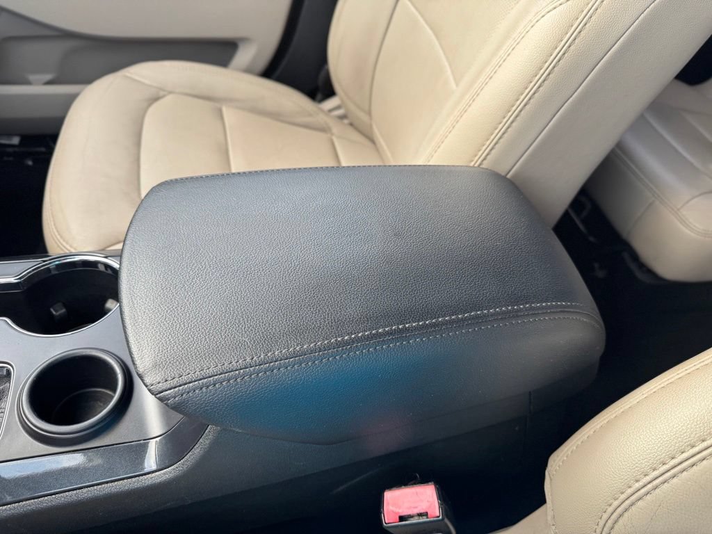 Used 2019 Ford Explorer Limited w/ Ford Safe & Smart Package FWD image 34
