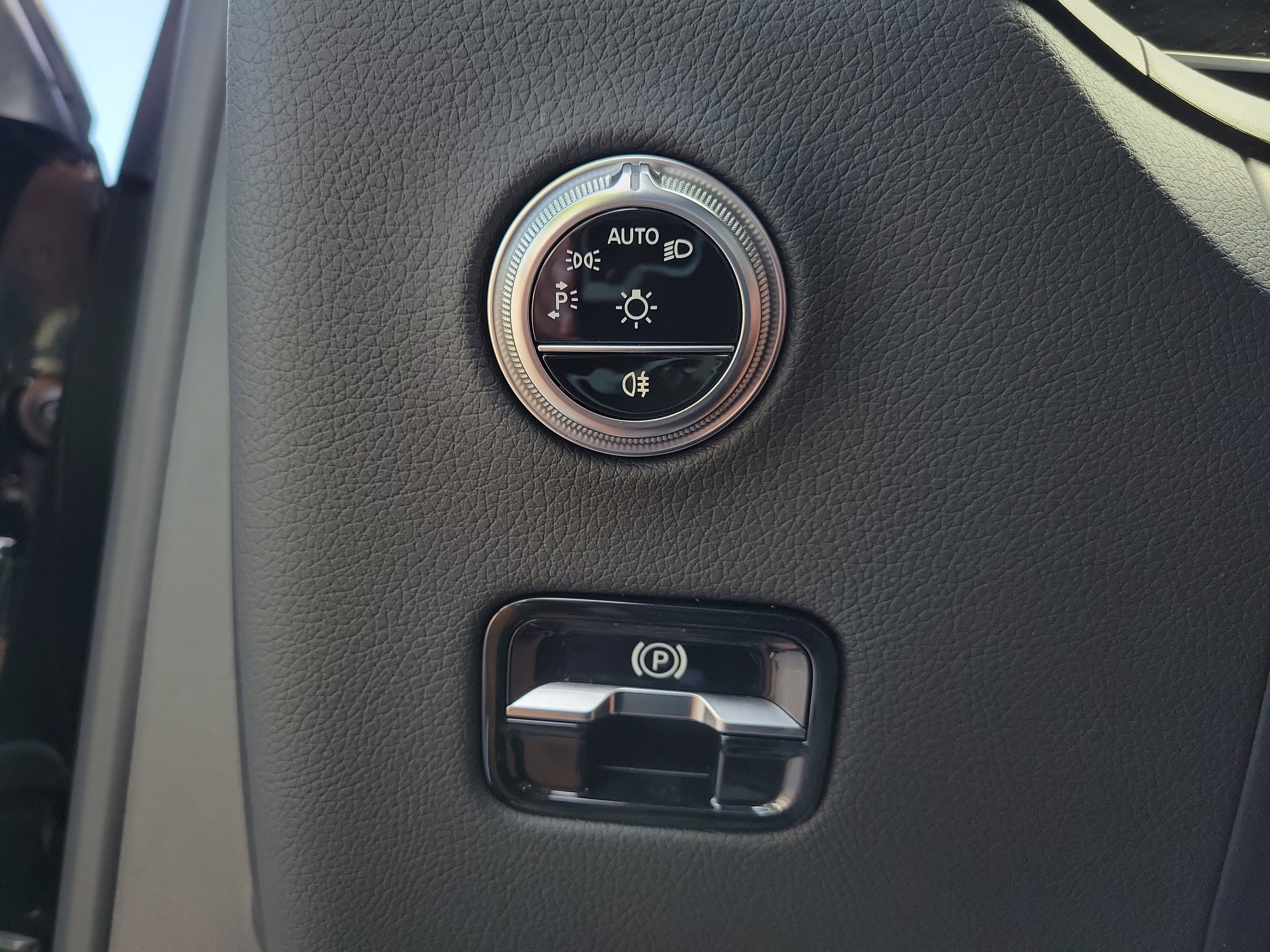 Certified 2026 Mercedes-Benz GLC 300 GLC 300 image 24