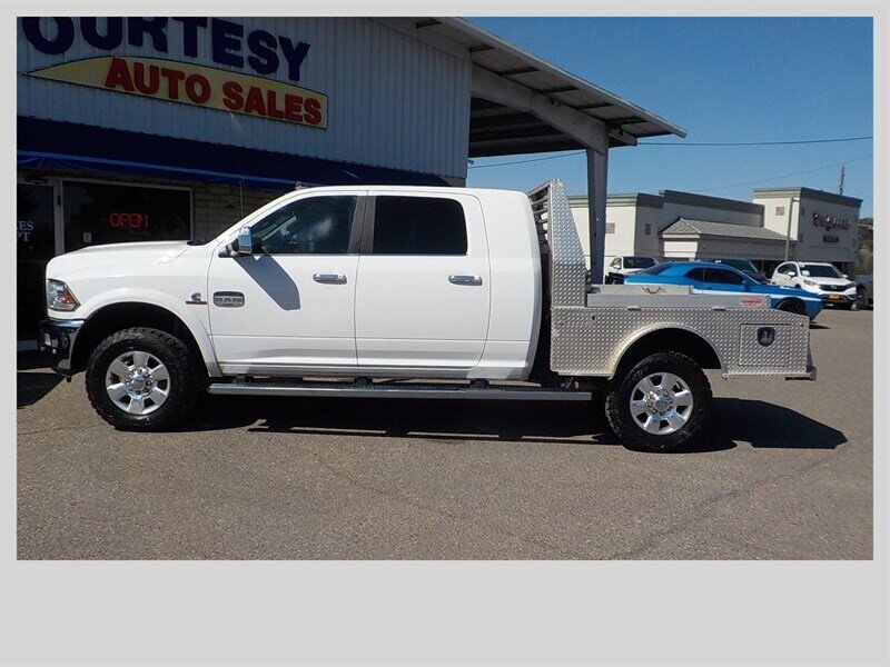 Used 2018 RAM 2500 Longhorn w/ Longhorn Southfork Package AWD/4WD image 5