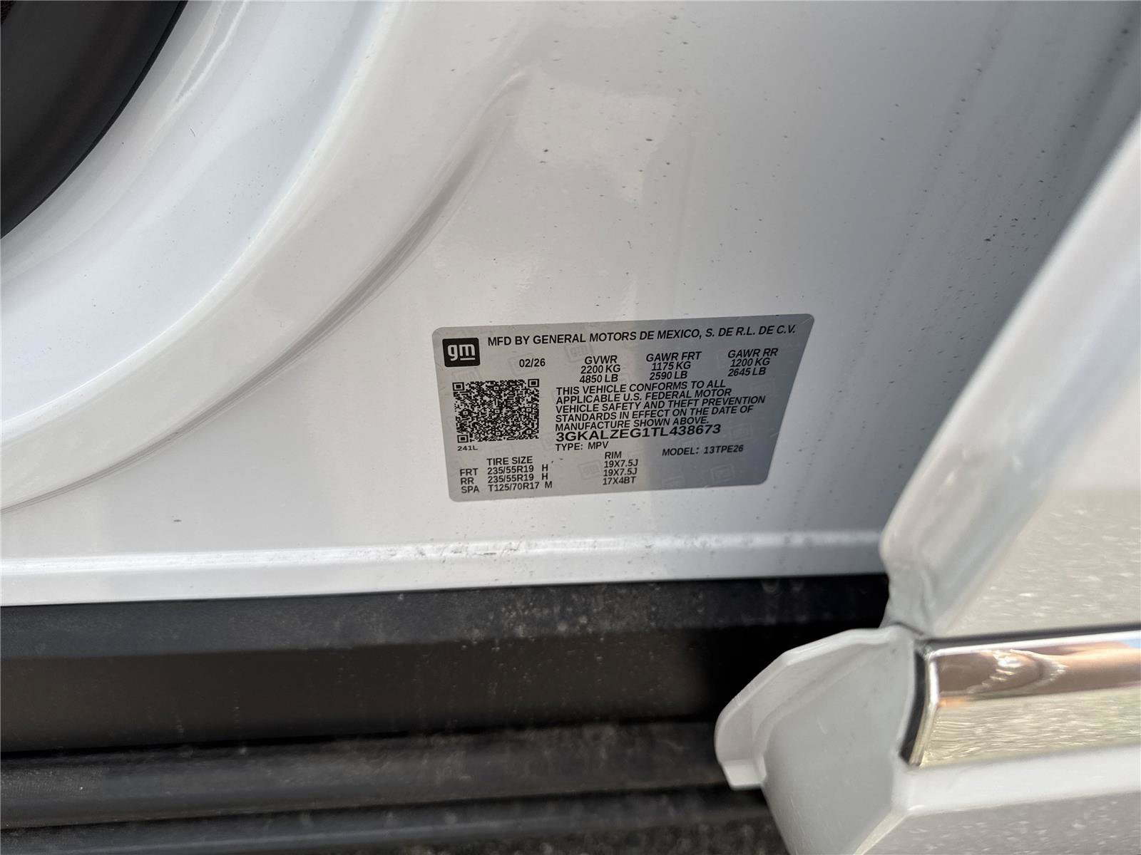 New 2026 GMC Terrain Denali w/ LPO, Floor Liner Package AWD/4WD image 41