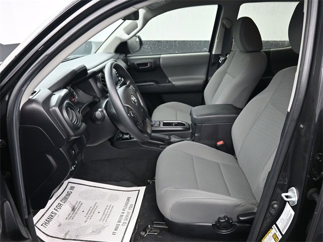 Used 2022 Toyota Tacoma SR image 6