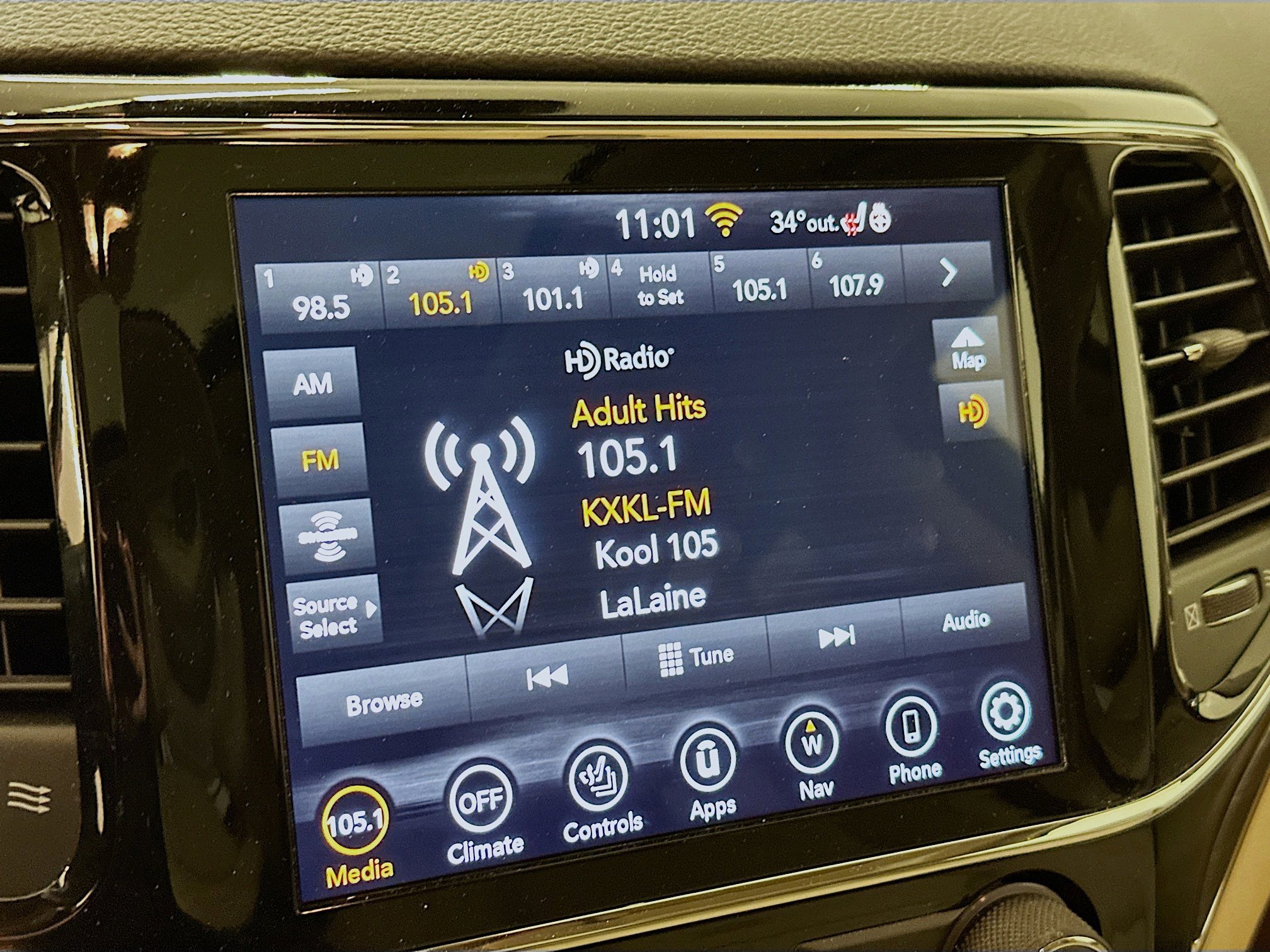 Used 2021 Jeep Grand Cherokee Limited w/ Trailer Tow Group IV image 21