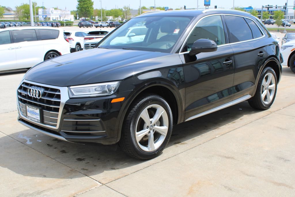 Used 2020 Audi Q5 2.0T Premium w/ Convenience Package AWD/4WD image 3