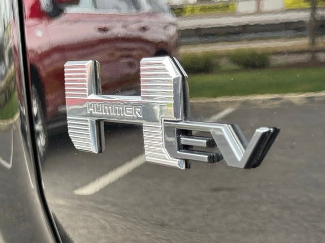Used 2024 GMC Hummer EV 2X image 11