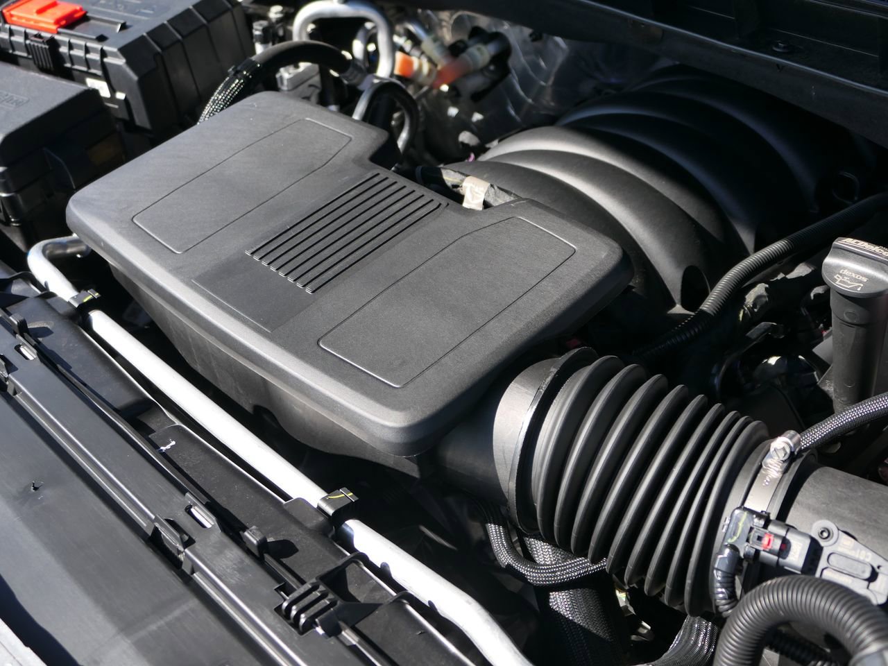 Used 2025 Chevrolet Tahoe RST image 33