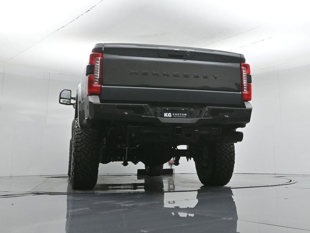 New 2026 Ford F250 Lariat w/ Black Appearance Package image 54