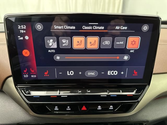 Used 2023 Volkswagen ID.4 Pro AWD/4WD image 21