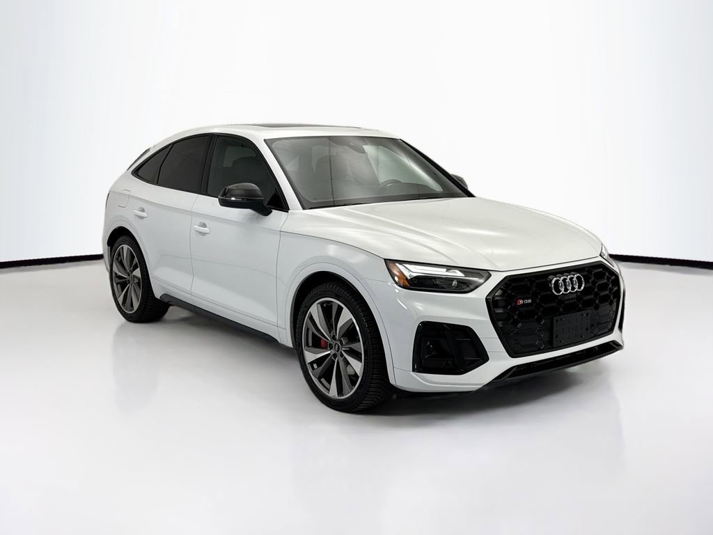 Used 2021 Audi SQ5 Premium Plus w/ Premium Plus Package image 3