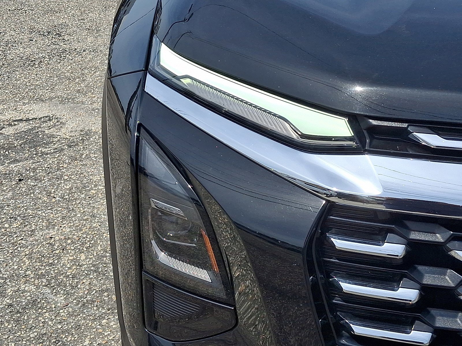 Used 2025 Chevrolet Equinox LT AWD/4WD image 8