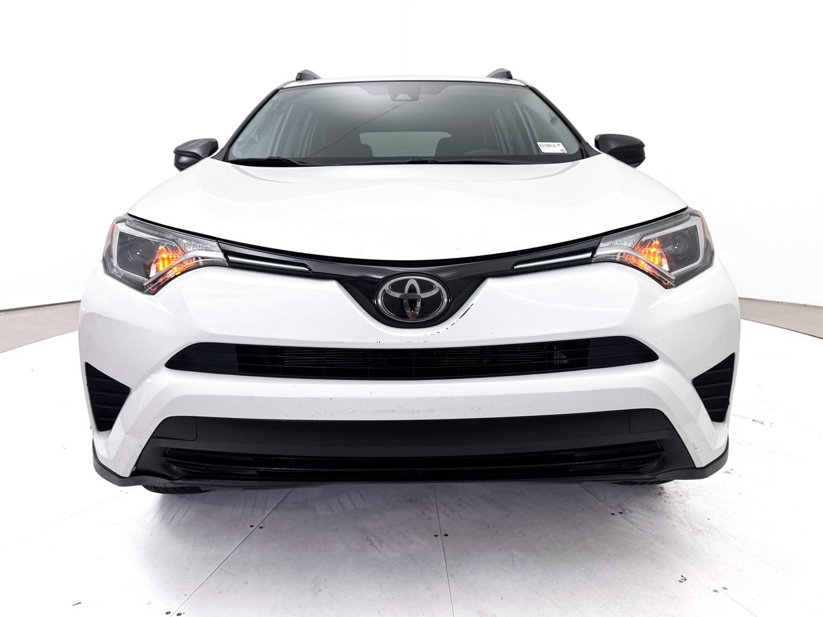 Used 2017 Toyota RAV4 LE FWD image 10