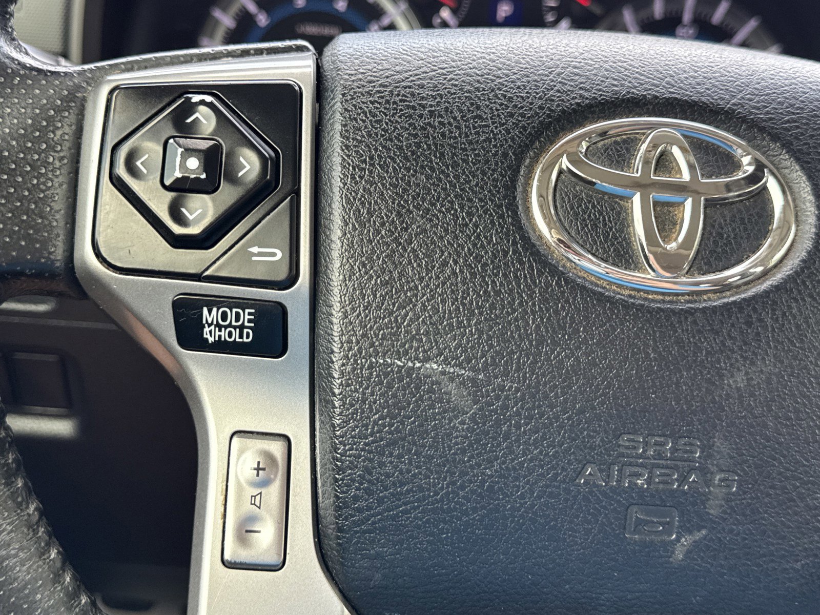 Used 2014 Toyota 4Runner SR5 Premium AWD/4WD image 21