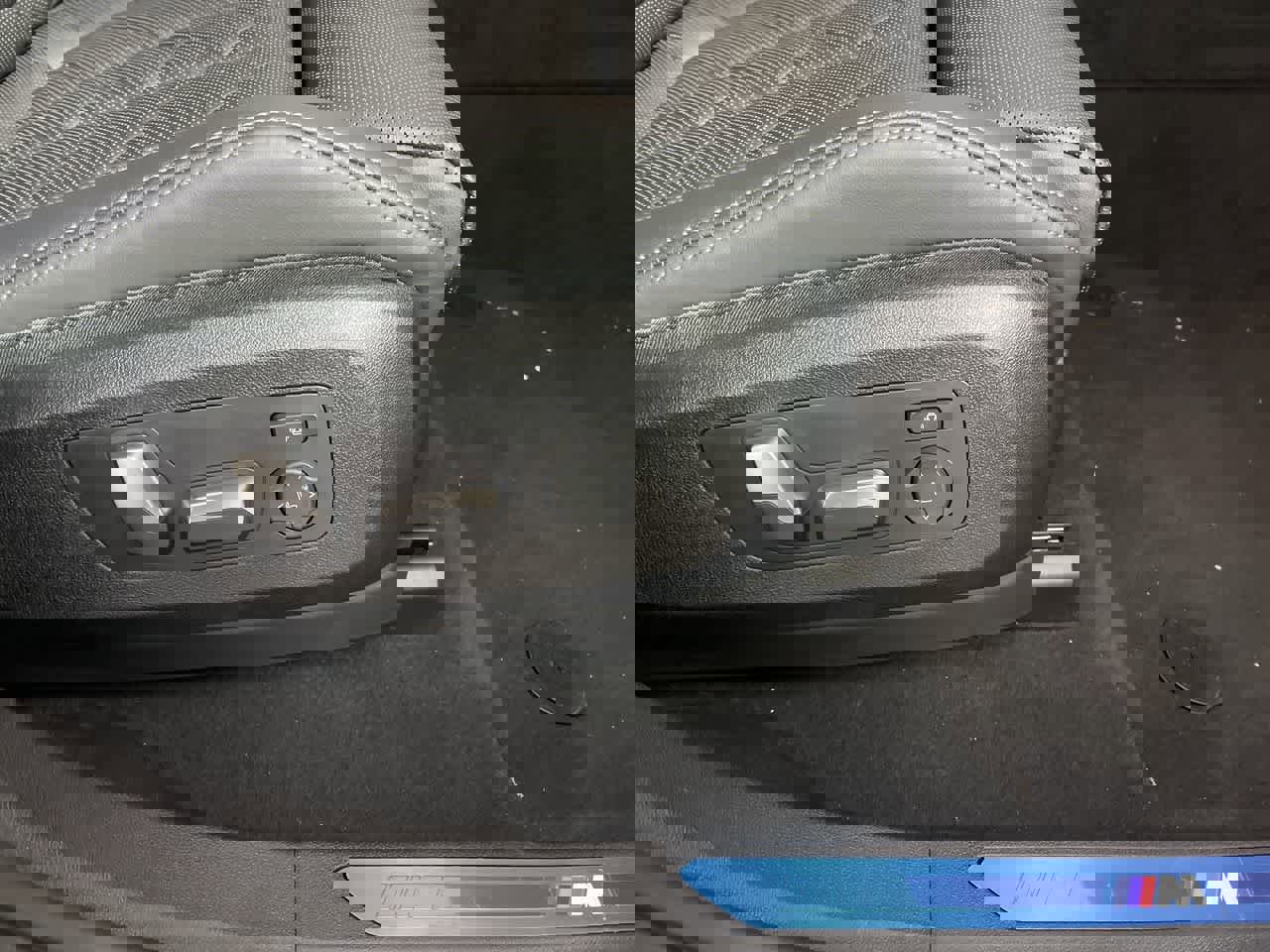 Certified 2024 BMW X6 xDrive40i w/ M Sport Professional Package image 16