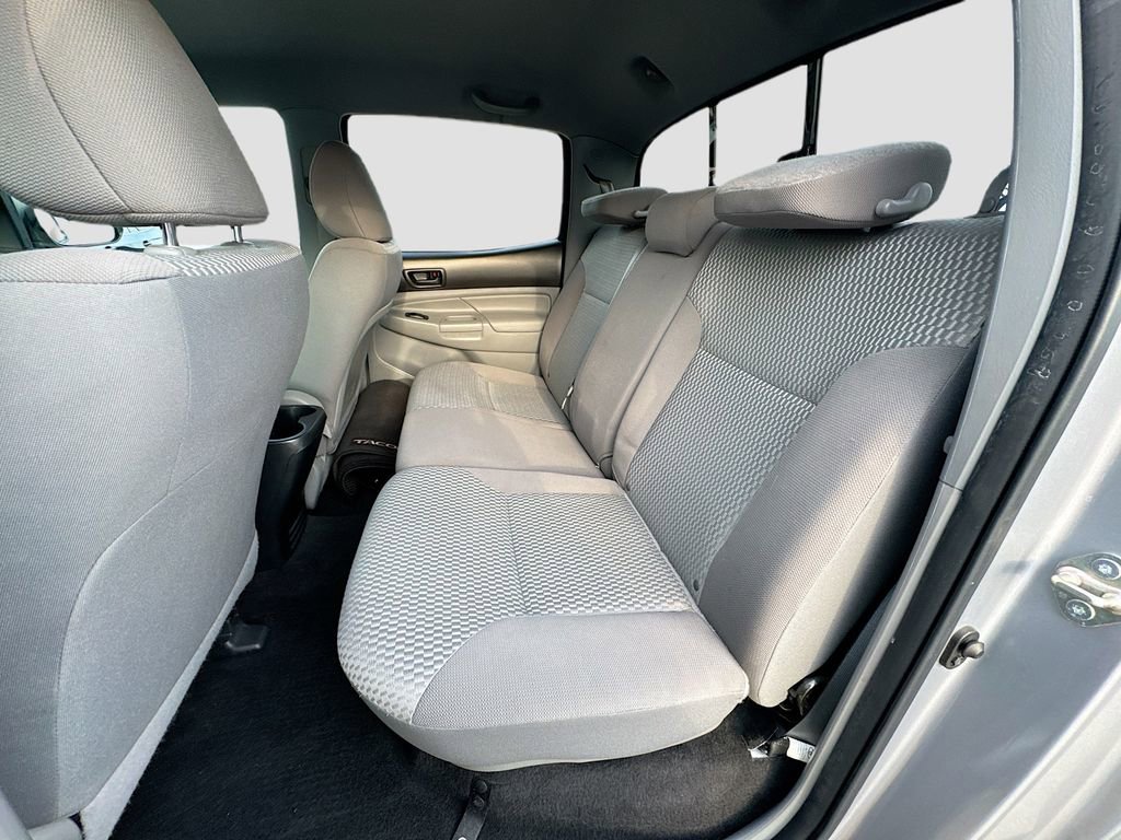 Used 2014 Toyota Tacoma 4x4 Double Cab w/ SR5 Package image 29