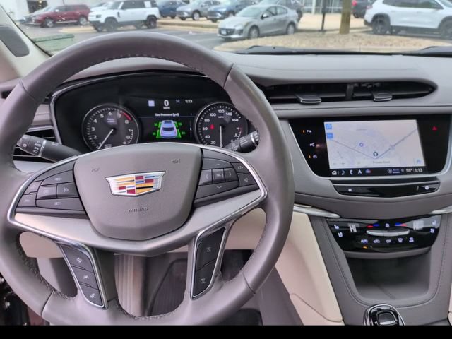 Used 2023 Cadillac XT5 Premium Luxury w/ Technology Package FWD image 23
