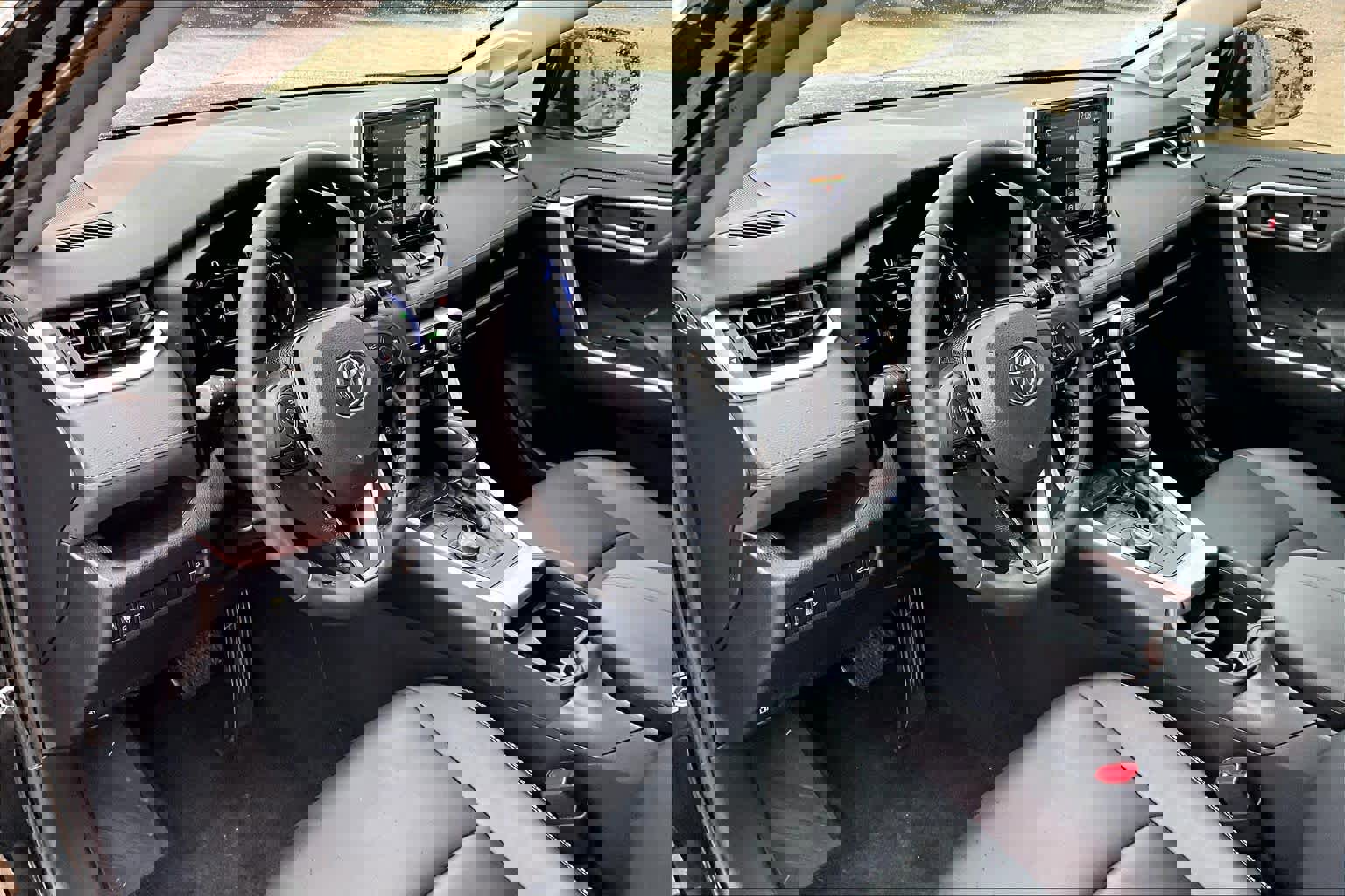 Used 2021 Toyota RAV4 Limited image 18