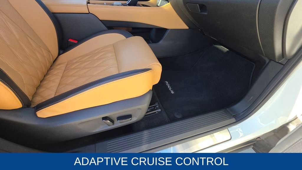 Used 2023 Nissan Rogue Platinum w/ Platinum Premium Package image 15