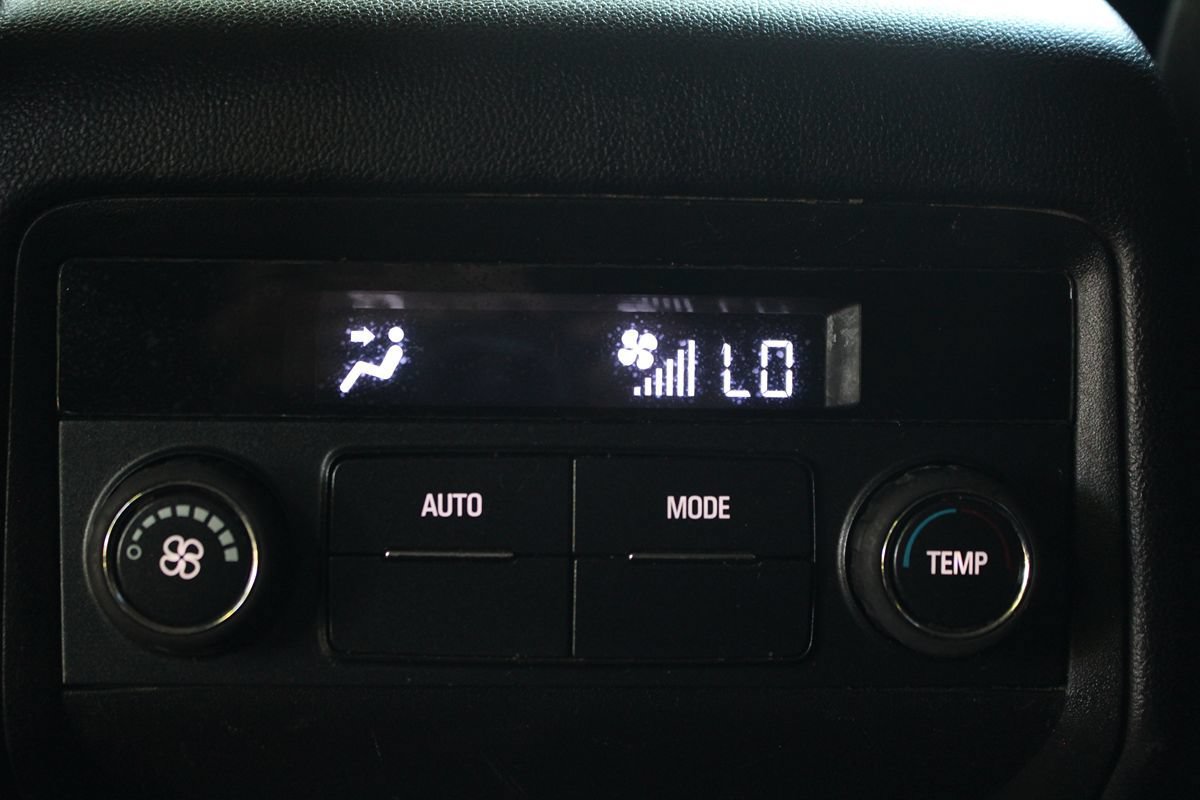 Used 2018 GMC Acadia SLE FWD image 14