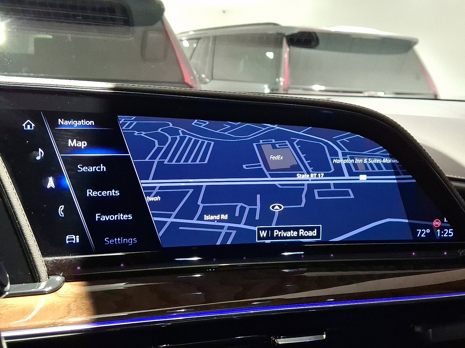 Used 2023 Cadillac Escalade Premium Luxury Platinum image 24