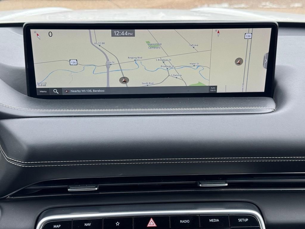 Used 2024 Genesis GV80 2.5T image 17