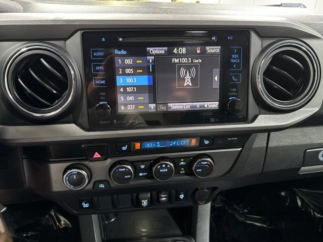Used 2019 Toyota Tacoma TRD Sport AWD/4WD image 15