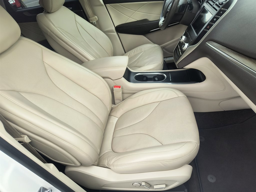 Used 2019 Lincoln MKC Reserve w/ MKC Climate Package image 24