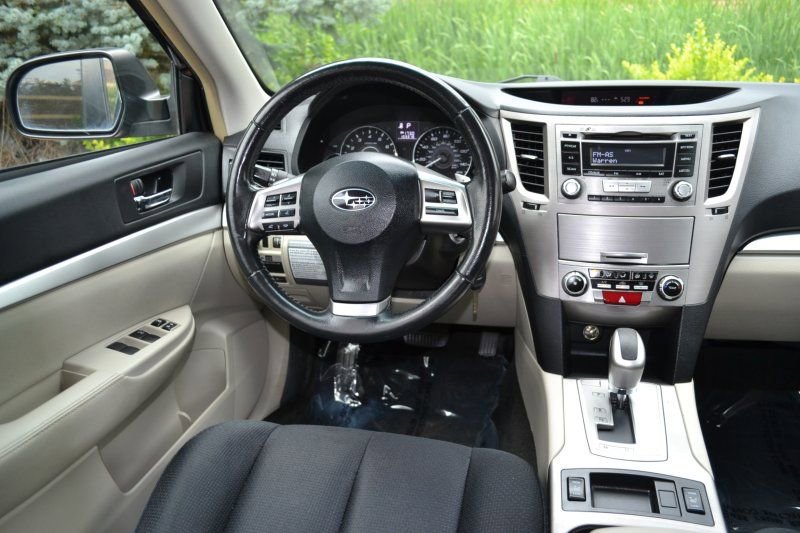 Used 2012 Subaru Outback 2.5i Premium w/ All-Weather Pkg image 21