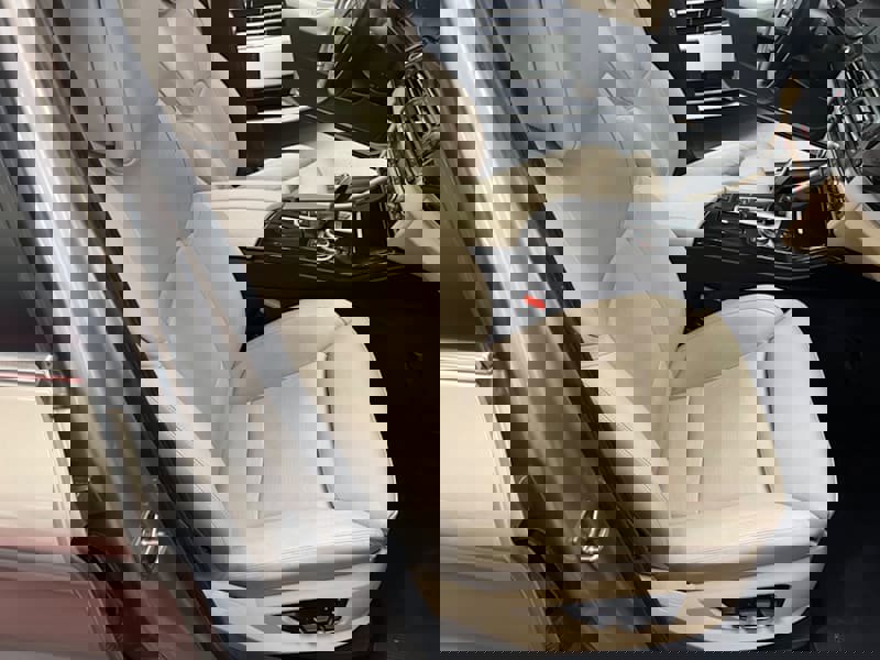 Used 2011 BMW 535i Sedan image 18