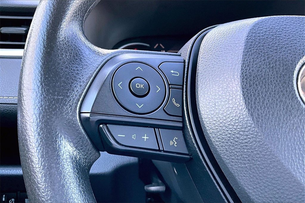 Used 2024 Toyota RAV4 XLE image 15