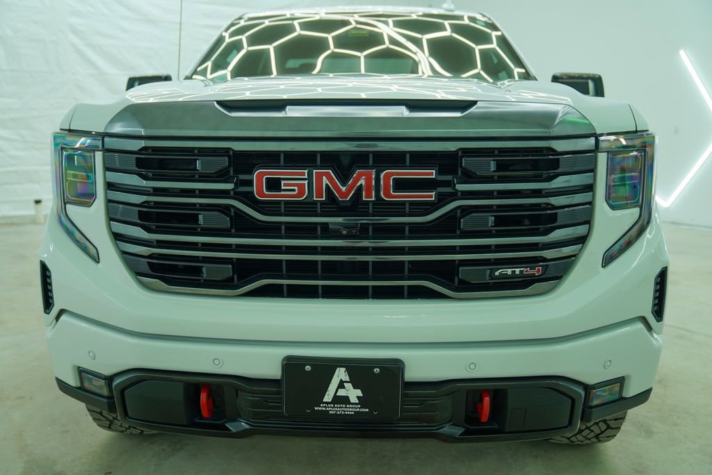 Used 2023 GMC Sierra 1500 AT4 image 10