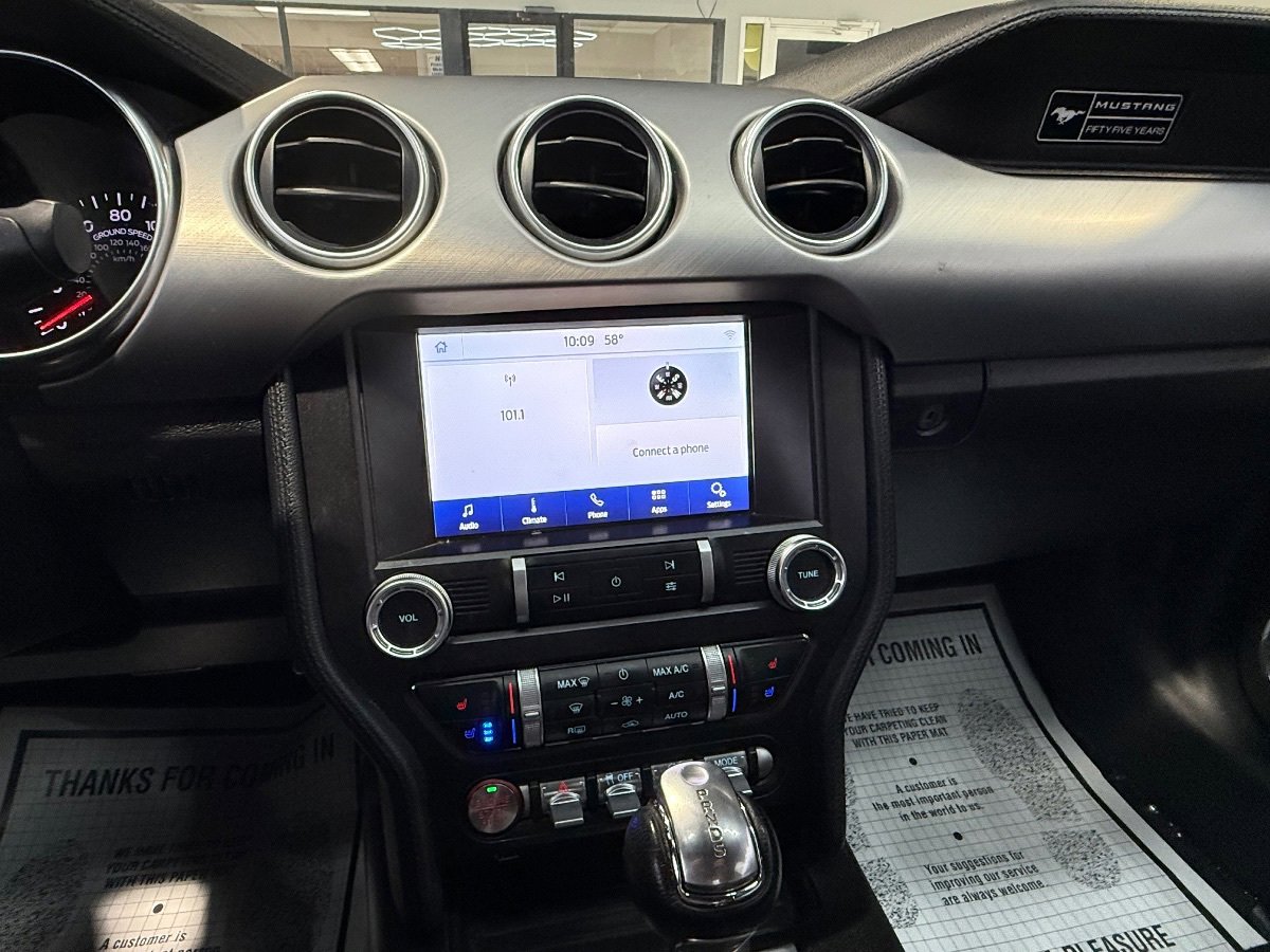 Used 2020 Ford Mustang Premium RWD image 21