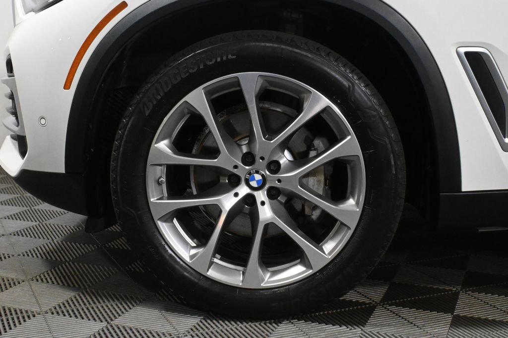 Used 2021 BMW X5 xDrive40i w/ Convenience Package image 12