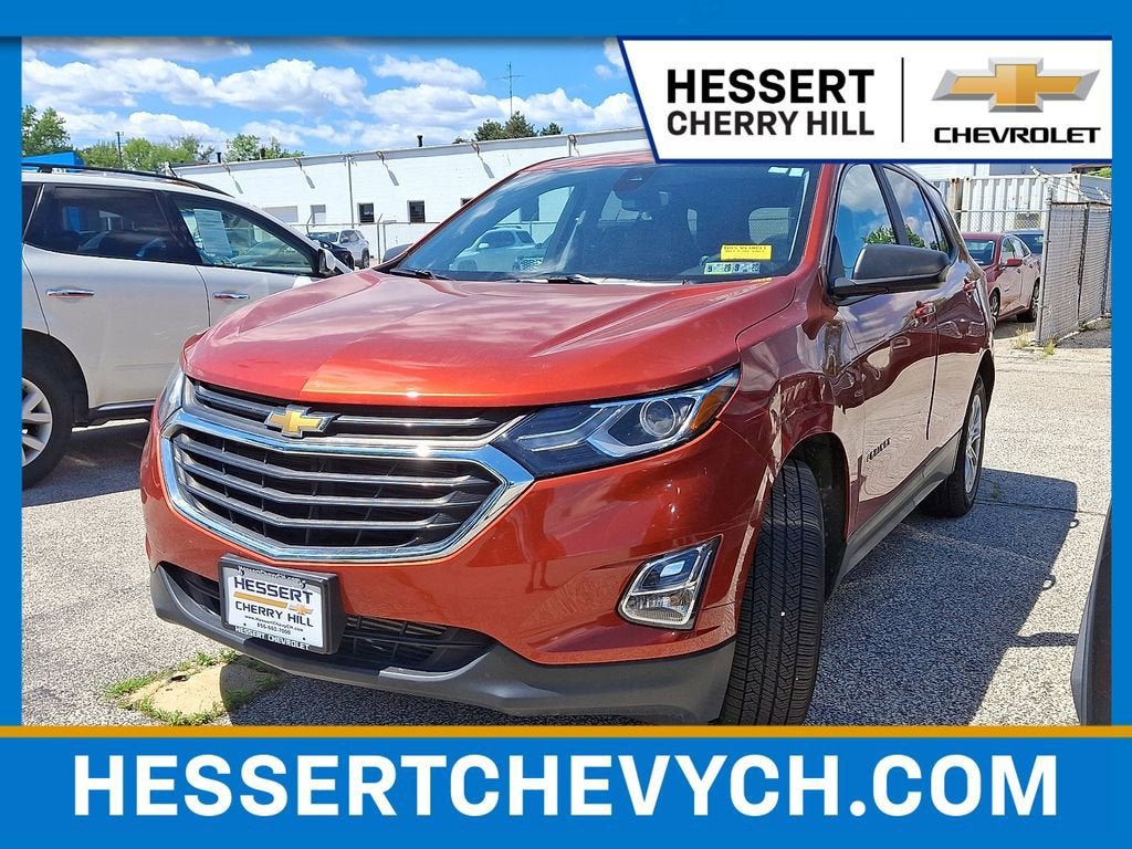 Certified 2020 Chevrolet Equinox LS w/ LS Convenience Package FWD image 1
