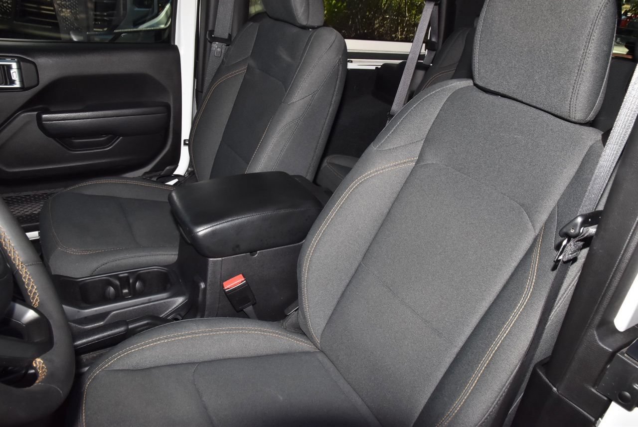 Used 2024 Jeep Wrangler Sport AWD/4WD image 15