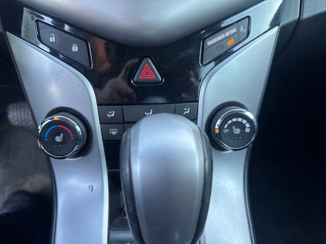 Used 2014 Chevrolet Cruze LT image 29