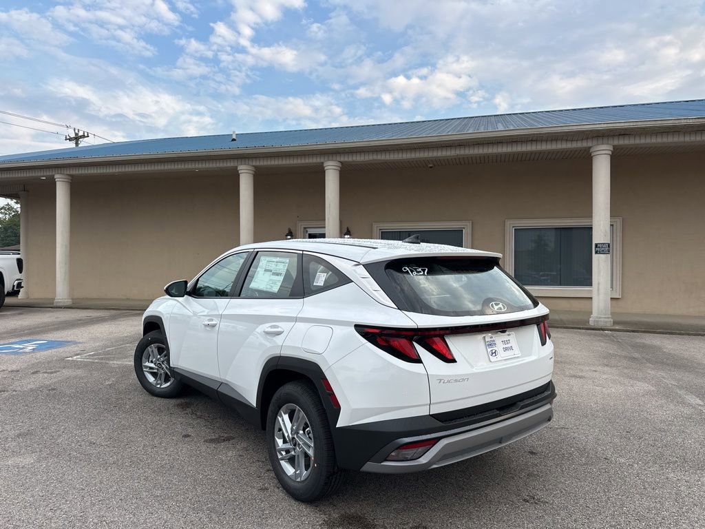 New 2026 Hyundai Tucson SE image 6