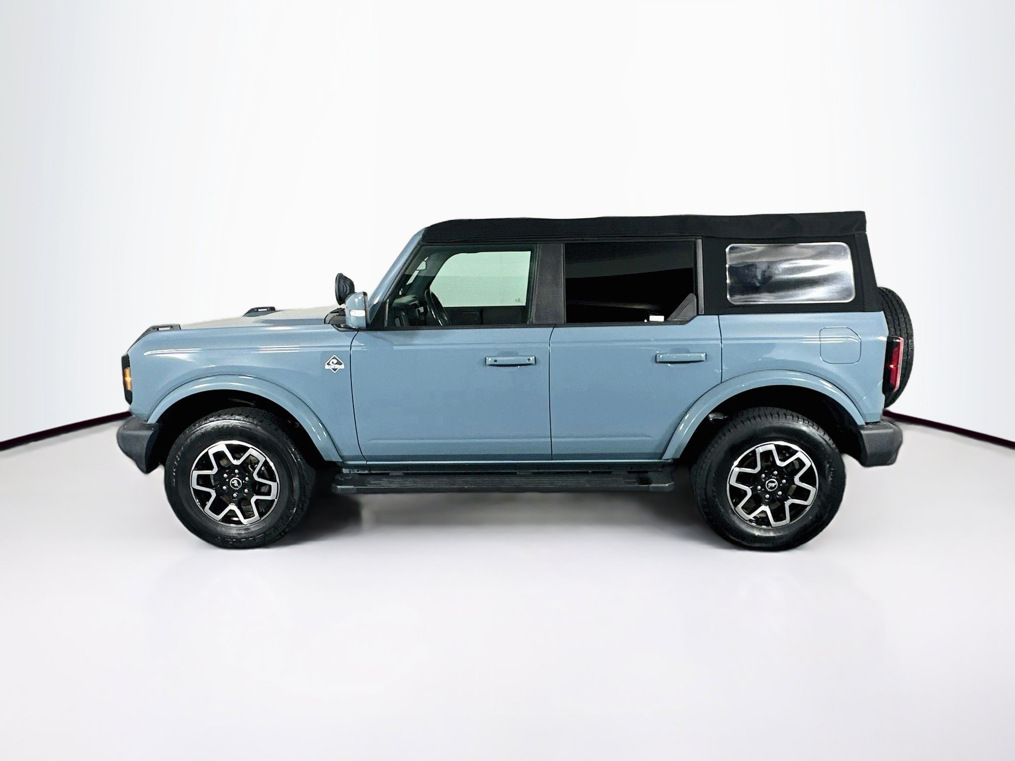 Used 2022 Ford Bronco Outer Banks AWD/4WD image 4