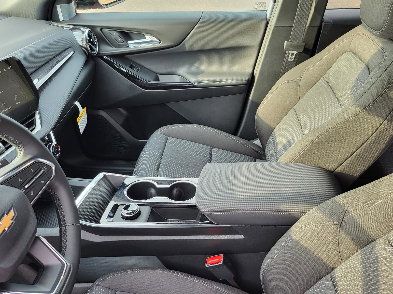 New 2026 Chevrolet Equinox LT image 19