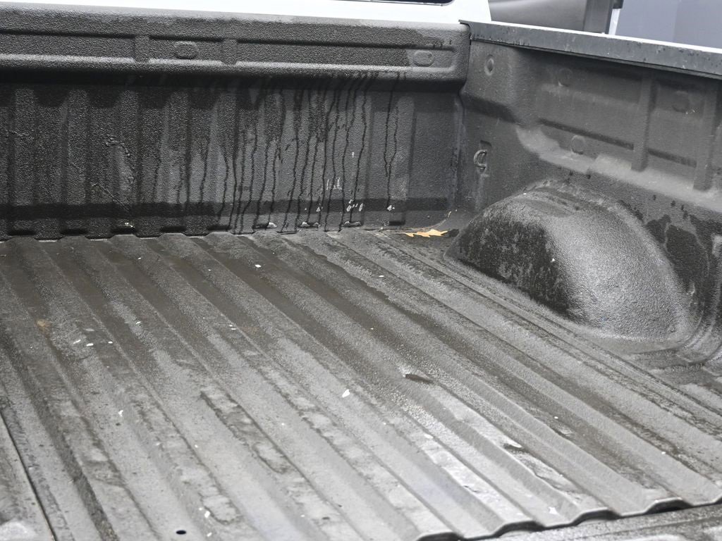 Used 2016 GMC Canyon SLE image 19