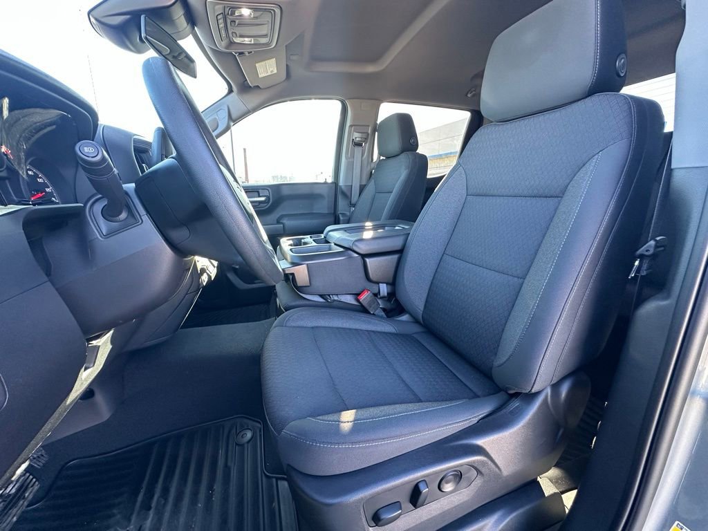 Used 2023 Chevrolet Silverado 1500 Custom image 12