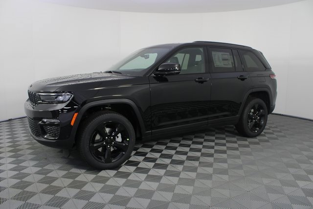 New 2025 Jeep Grand Cherokee Limited w/ Luxury Tech Group II image 2