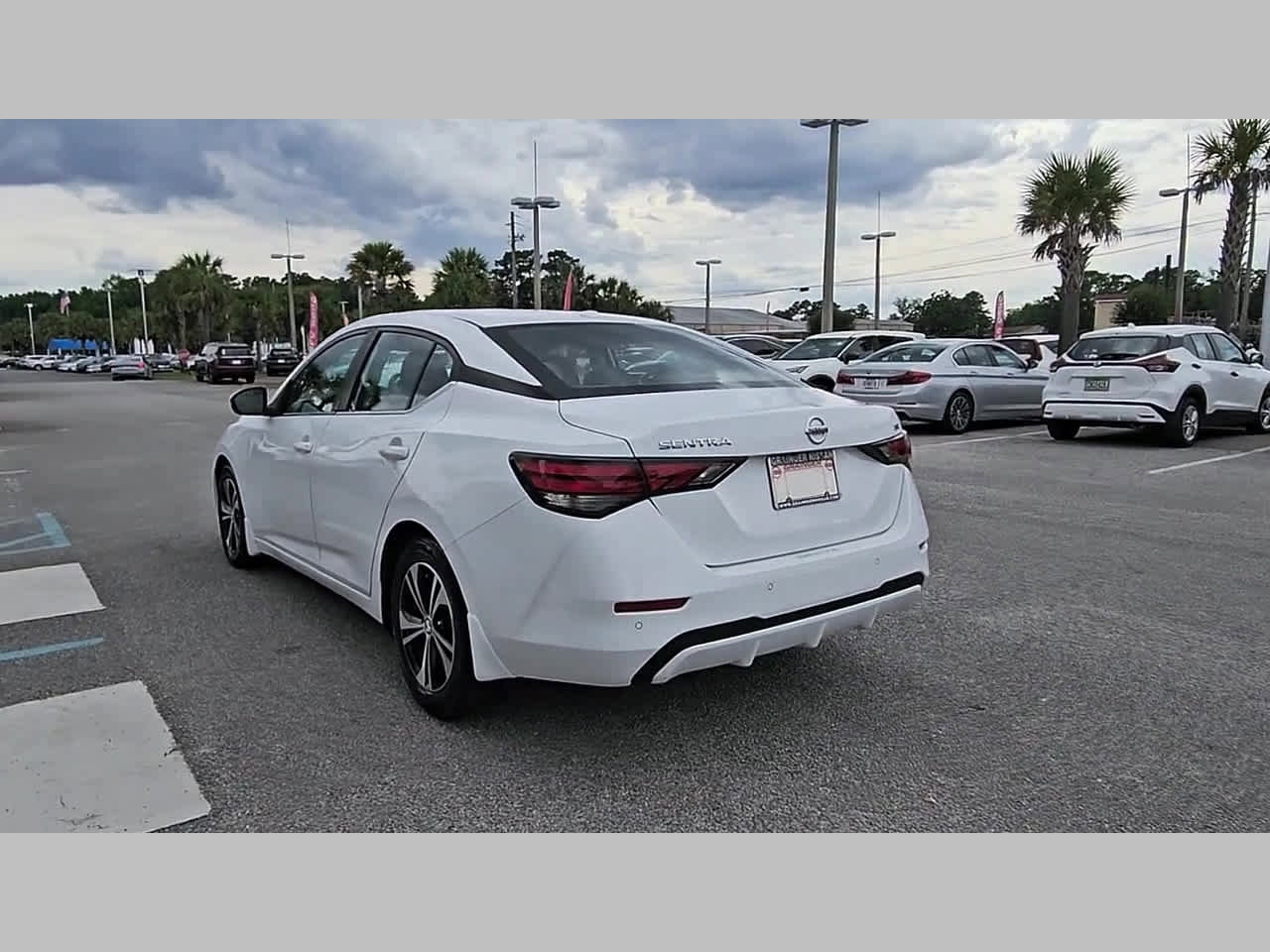 Used 2021 Nissan Sentra SV FWD image 28
