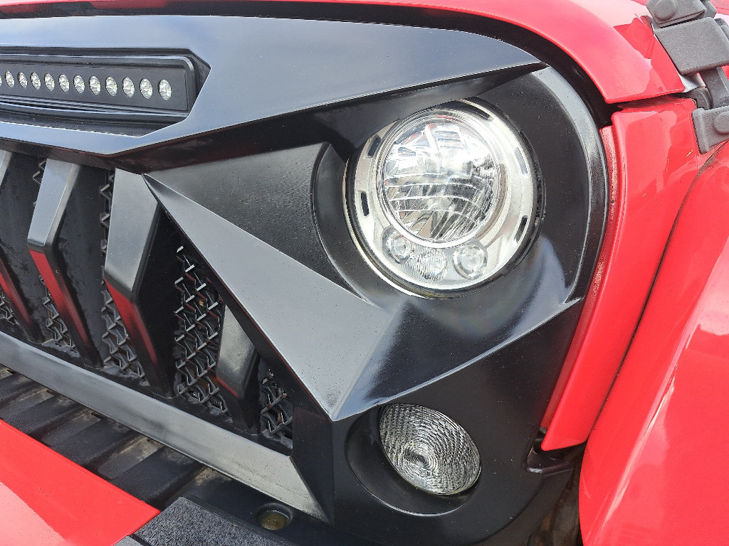Used 2017 Jeep Wrangler Unlimited Sahara AWD/4WD image 24