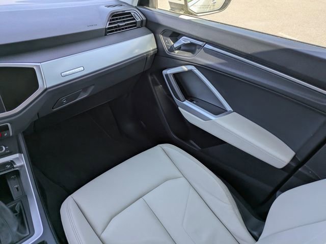 Used 2021 Audi Q3 2.0T Premium w/ Convenience Package image 23