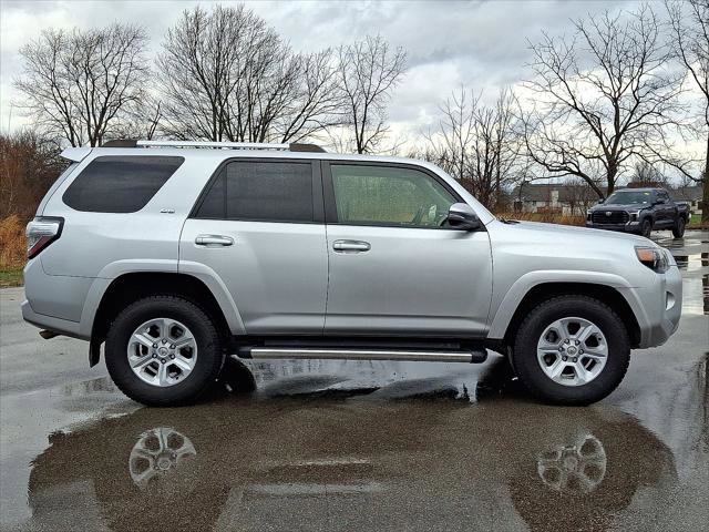 Used 2022 Toyota 4Runner SR5 Premium w/ Moonroof Package image 26