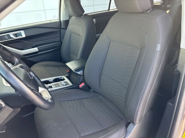 Used 2021 Ford Explorer XLT image 25