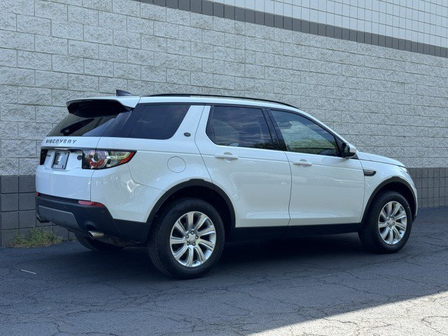 Used 2018 Land Rover Discovery Sport SE AWD/4WD image 15