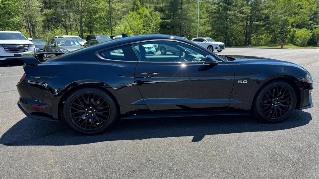 Used 2021 Ford Mustang GT Premium w/ GT Performance Package RWD image 5