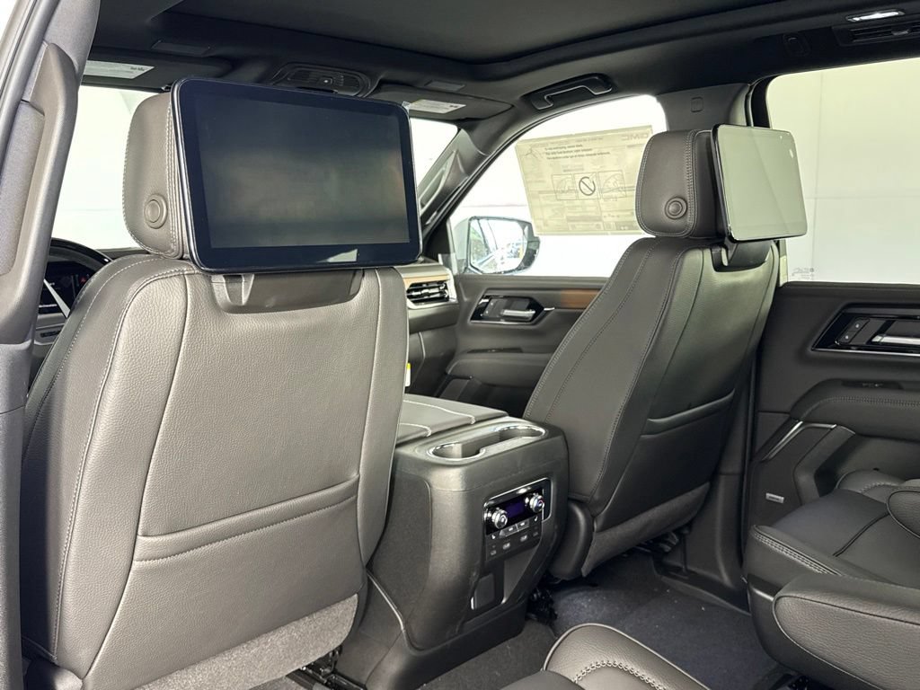 New 2026 GMC Yukon XL Denali w/ Denali Reserve Package AWD/4WD image 27