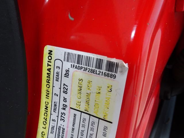 Used 2014 Ford Focus SE w/ SE Sport Package image 39