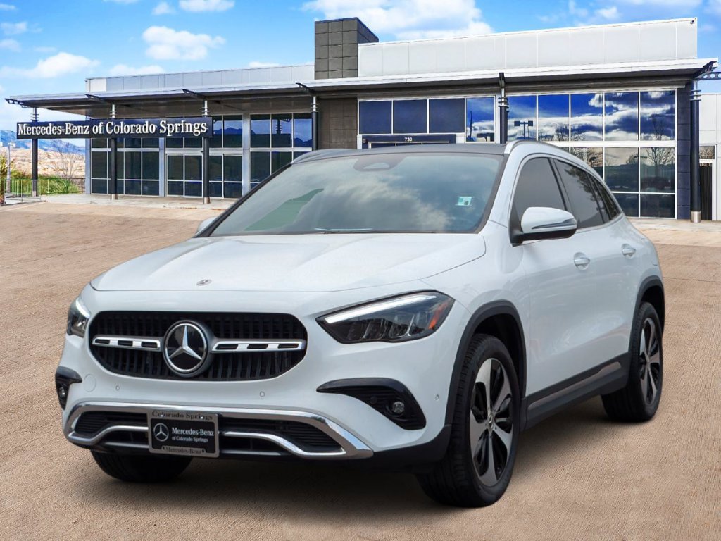 Used 2025 Mercedes-Benz GLA 250 4MATIC image 3